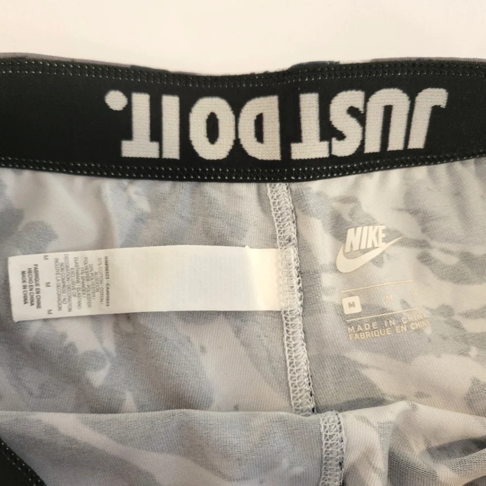 Nike Just Do It Black White Gray Marbled Camo Splash Patterned Leggings High EUC - Picture 3 of 7